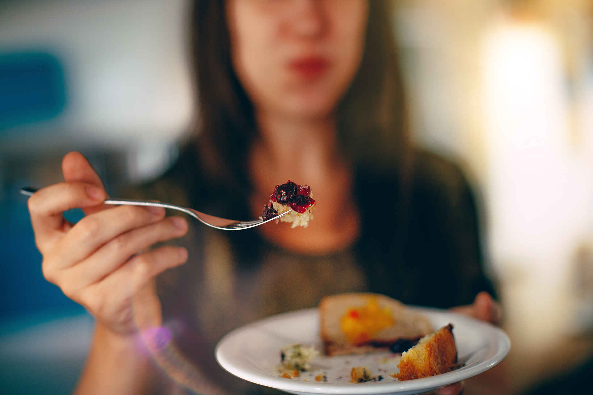 Bewusstes Essen – Symbol für Gewichtsreduktion und Essverhalten